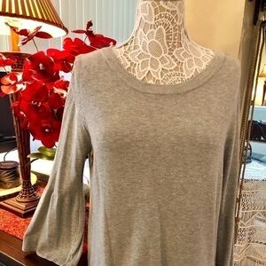 🌸Joseph A. Qu’est-ce-que crest silk weater.🌺💐